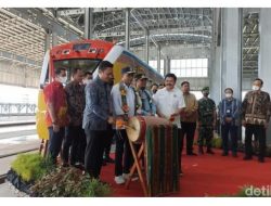 Kereta Api Sulsel Mulai Beroperasi, Budi Karya Ungkap Target Rute Makassar-Pare-pare Kapan Rampung