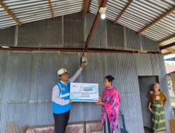 Program Bantuan Sambungan Listrik Gratis PLN UP3 Pinrang Nyalakan Mimpi 32 Rumah Warga Kurang Mampu