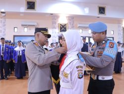 Kapolres Pinrang Kukuhkan Siswa Siswi PKS SMP Negeri 1 Pinrang