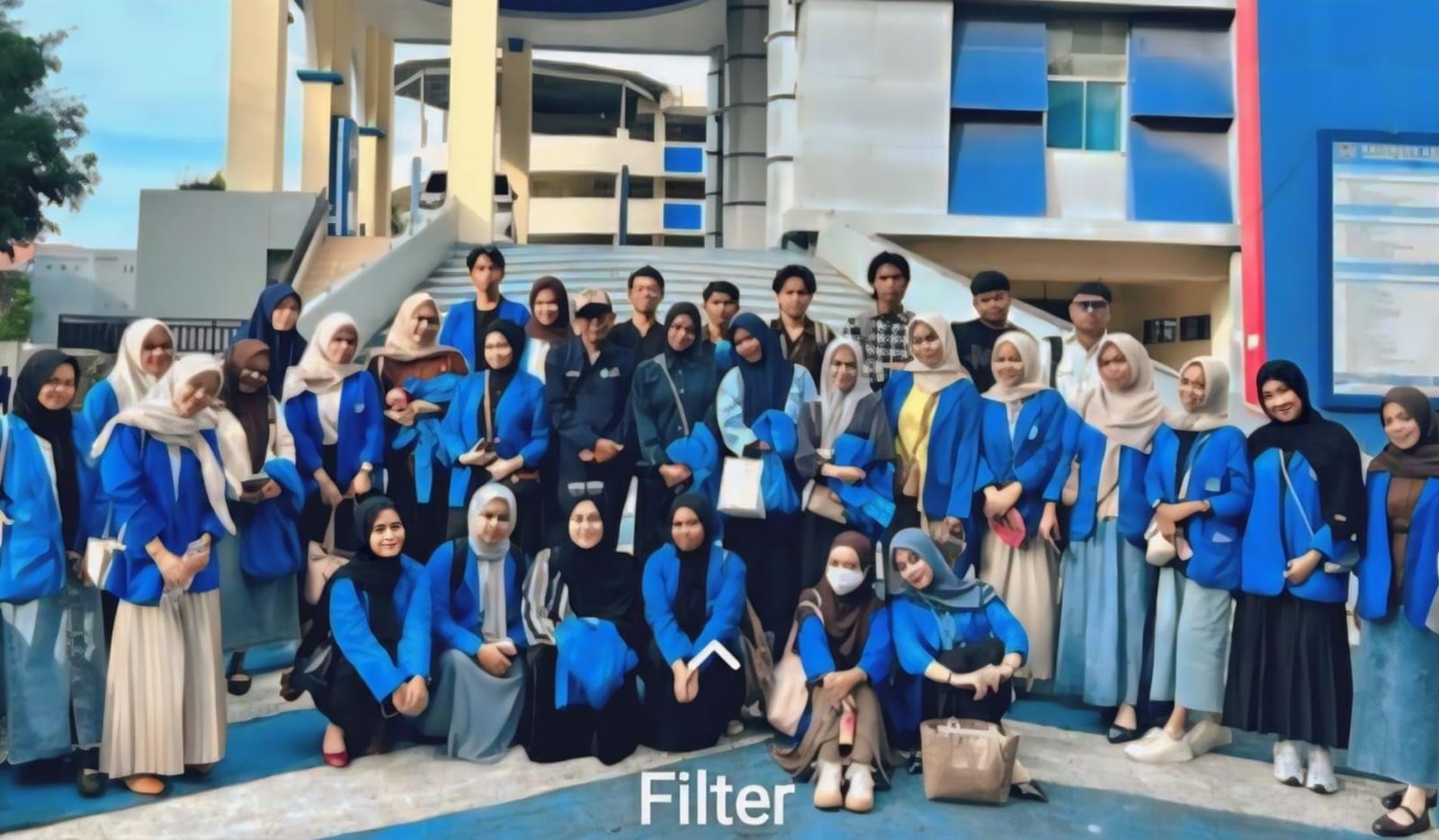 Mahasiswa FEB Unismuh Makassar, menggelar Kuliah Lapangan di PT Pelindo (New Port) Makassar, Jumat, (28/11/2025).